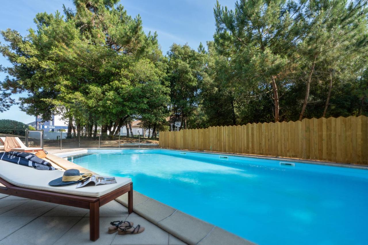 Hotel Valdys Thalasso & Spa - Les Pins Сен-Жан-де-Мон Экстерьер фото