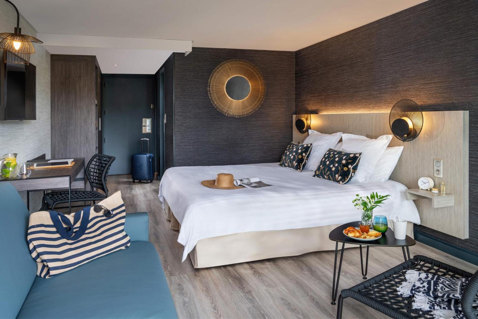Hotel Valdys Thalasso & Spa - Les Pins Сен-Жан-де-Мон Экстерьер фото